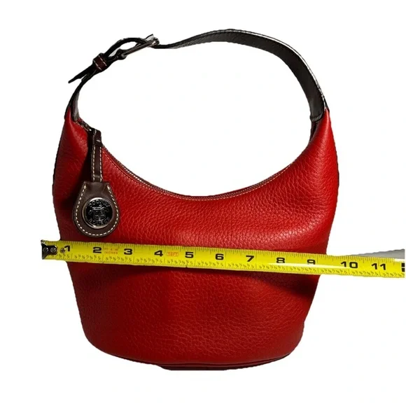 Y2K Dooney & Bourke Medium Red Pebbled Leather Bucket Bag / Tote Bag - Picture 8 of 13